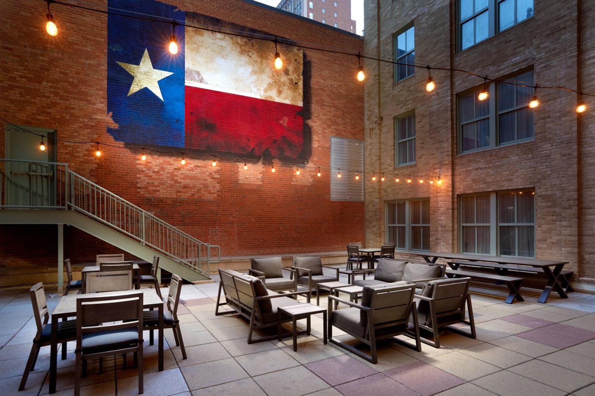 Courtyard Fort Worth Downtown/Blackstone Экстерьер фото